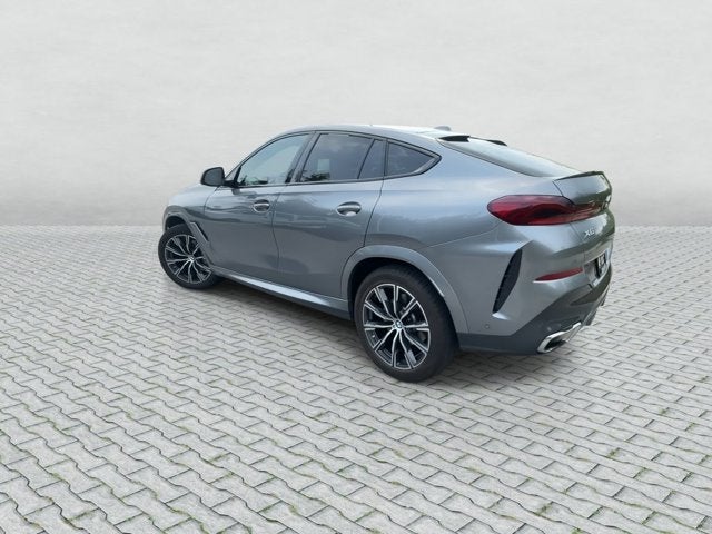 2025 BMW X6 xDrive40i