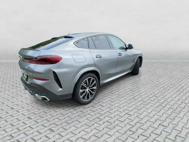 2025 BMW X6 xDrive40i