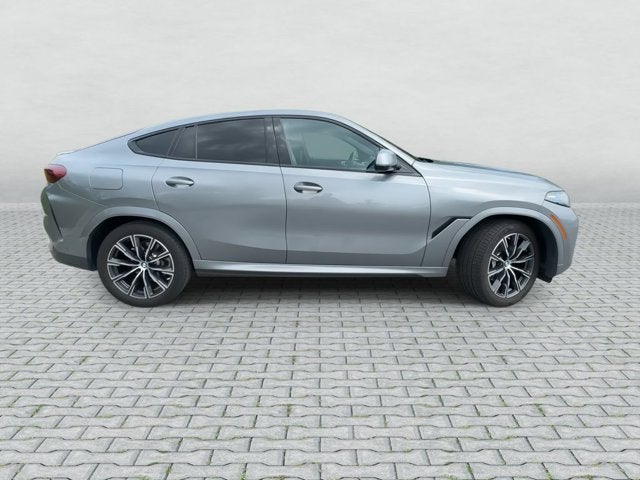 2025 BMW X6 xDrive40i