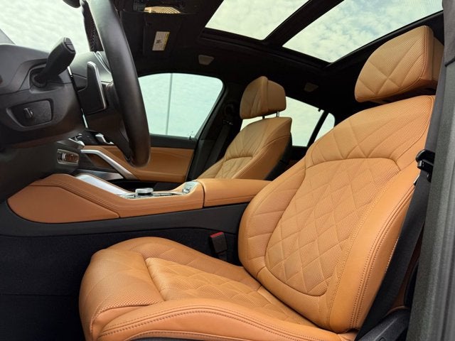 2025 BMW X6 M60i