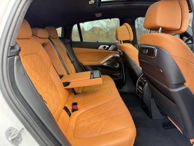2025 BMW X6 M60i