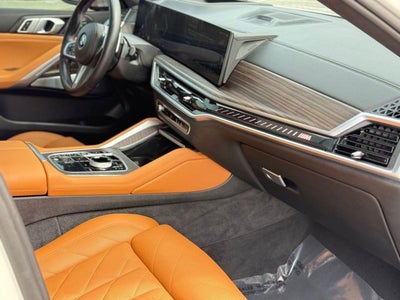 2025 BMW X6 M60i