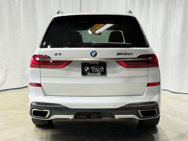 2022 BMW X7 M50i