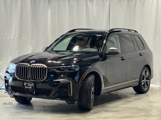2022 BMW X7 M50i