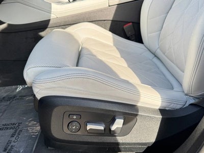 2023 BMW X6 xDrive40i