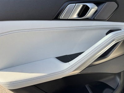 2023 BMW X6 xDrive40i