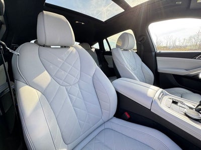 2023 BMW X6 xDrive40i