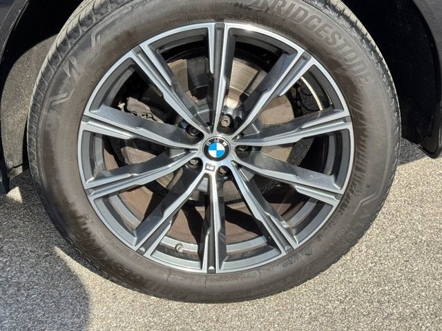 2023 BMW X6 xDrive40i