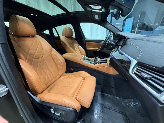 2023 BMW X6 xDrive40i