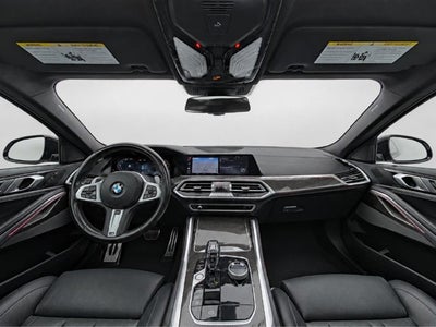 2022 BMW X6 M50i