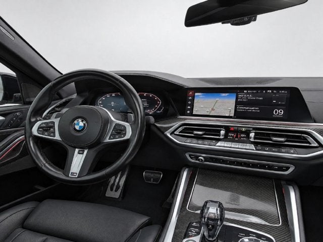 2022 BMW X6 M50i