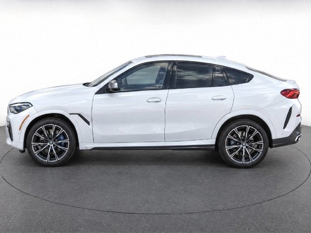 2022 BMW X6 M50i