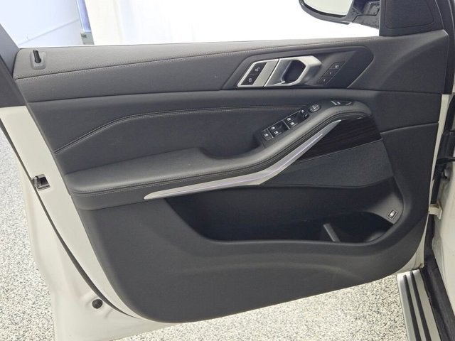 2023 BMW X5 xDrive45e