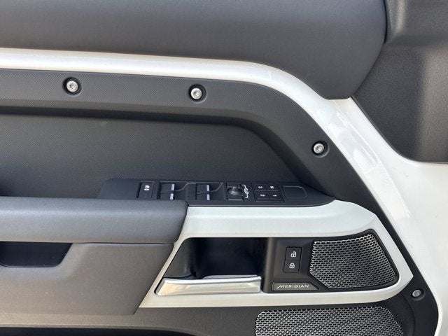 2024 Land Rover Defender S