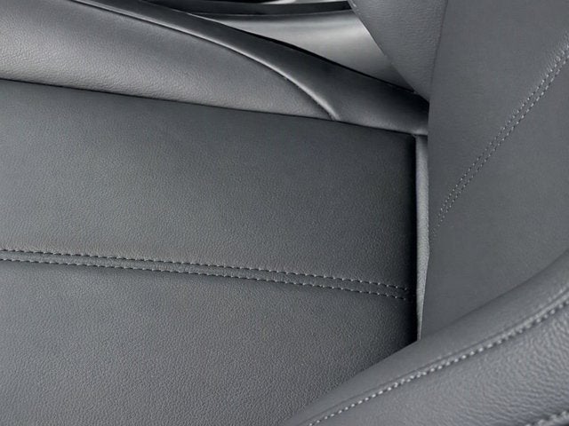 2025 Land Rover Range Rover Velar Dynamic SE