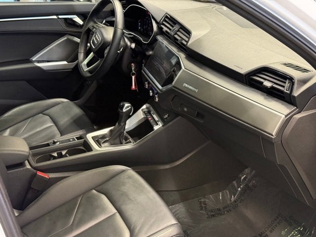 2025 Audi Q3 S line Premium