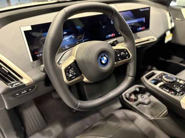 2025 BMW iX xDrive50