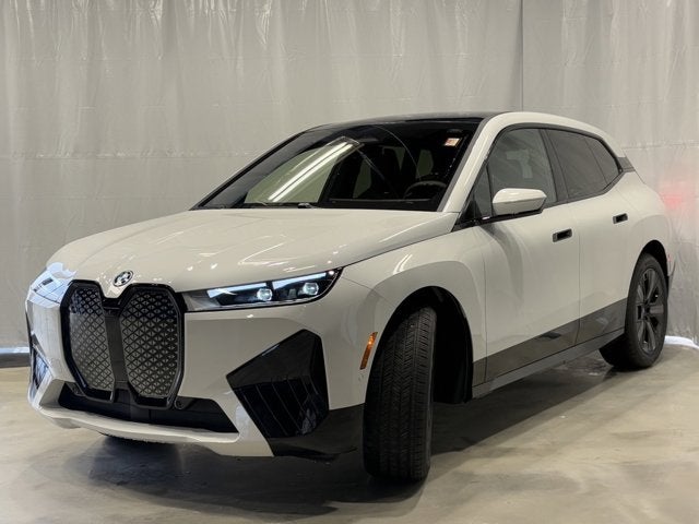 2025 BMW iX xDrive50