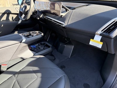 2025 BMW iX xDrive50