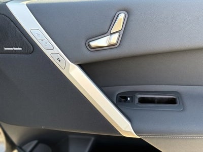 2025 BMW iX xDrive50