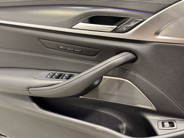 2023 BMW 5 Series M550i xDrive