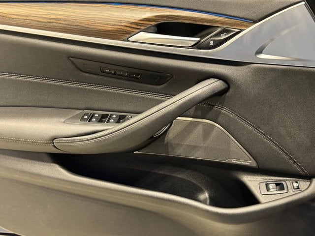 2023 BMW 5 Series 530e xDrive