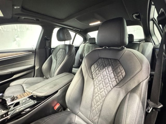 2023 BMW 5 Series 530e xDrive