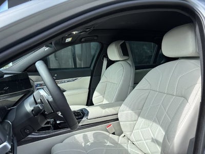 2026 BMW 7 Series 740i xDrive