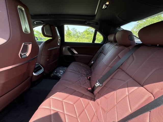 2026 BMW 7 Series 740i xDrive