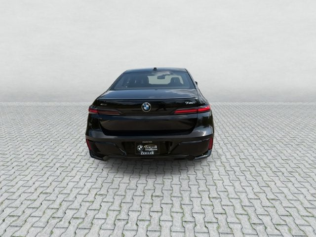 2026 BMW 7 Series 740i xDrive