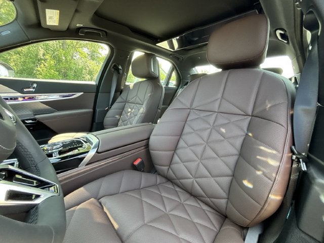 2026 BMW 7 Series 740i xDrive