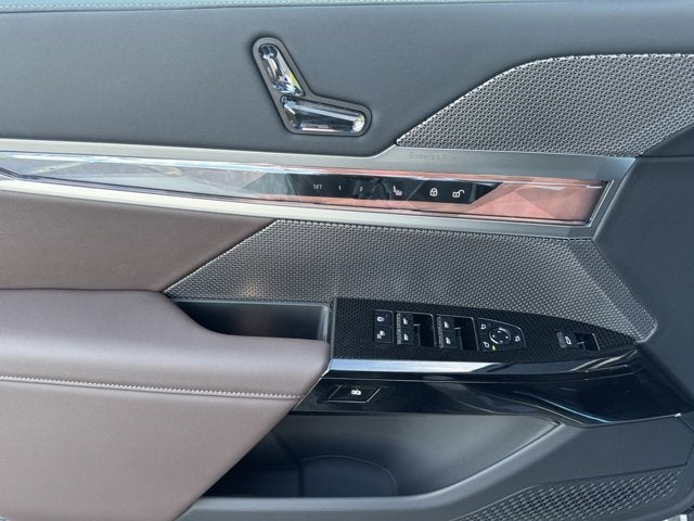 2026 BMW 7 Series 740i xDrive