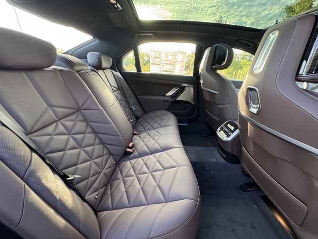 2026 BMW 7 Series 740i xDrive