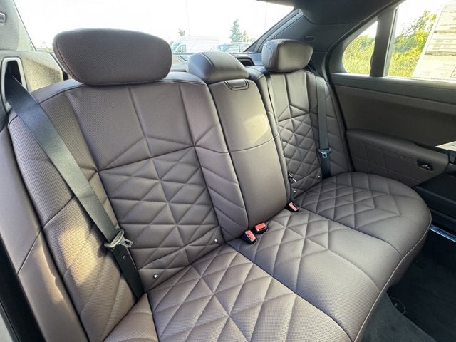 2026 BMW 7 Series 740i xDrive