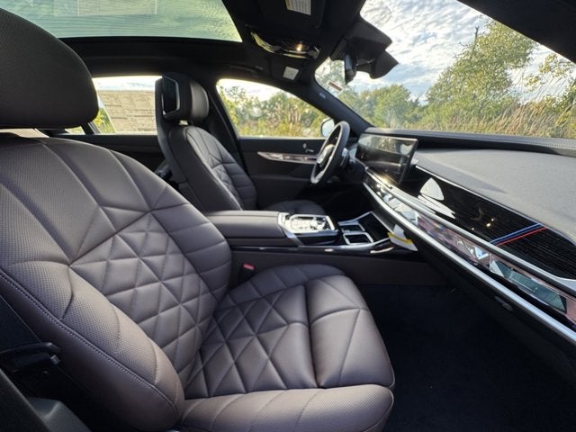 2026 BMW 7 Series 740i xDrive