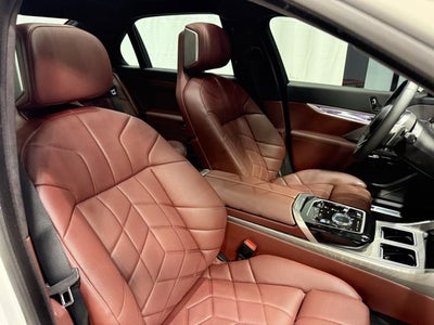 2024 BMW 7 Series 760i xDrive