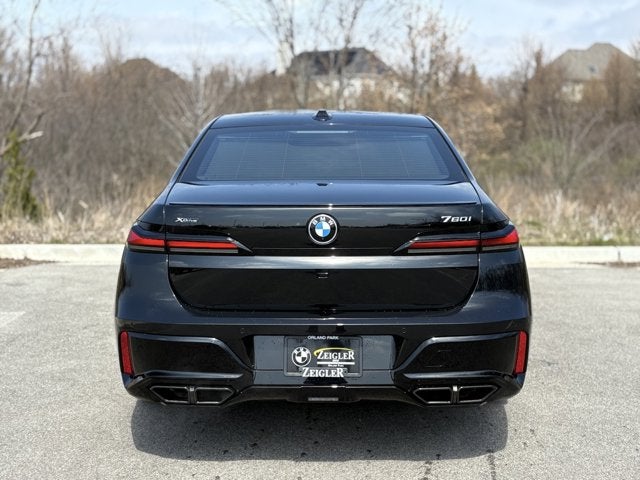 2025 BMW 7 Series 760i xDrive