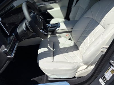 2025 BMW 7 Series 760i xDrive