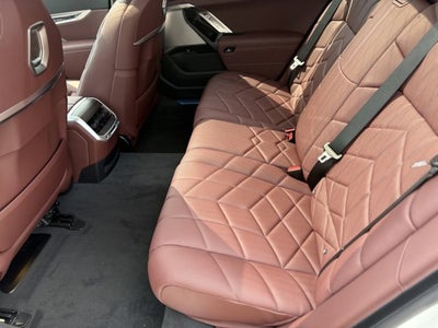 2025 BMW 7 Series 760i xDrive