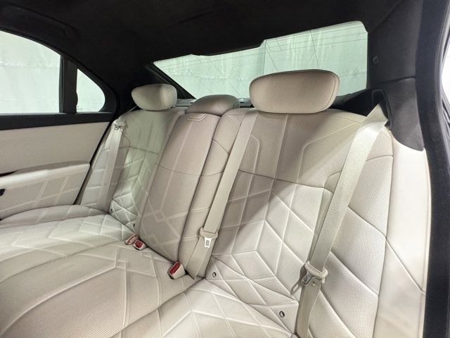 2023 BMW 7 Series 760i xDrive