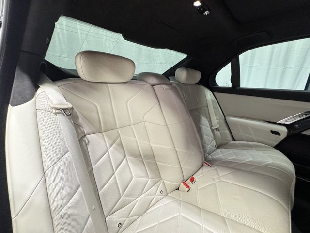 2023 BMW 7 Series 760i xDrive