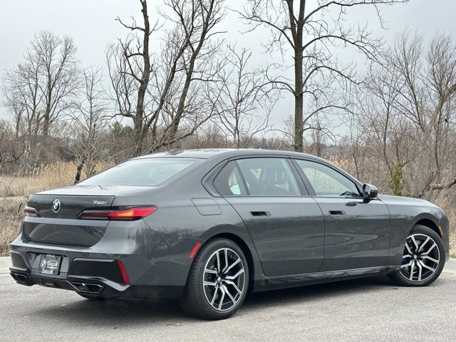 2025 BMW 7 Series 760i xDrive