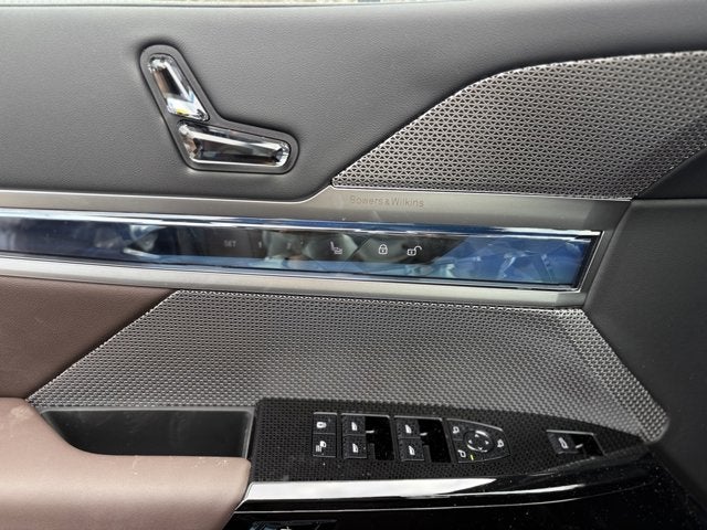 2025 BMW 7 Series 760i xDrive