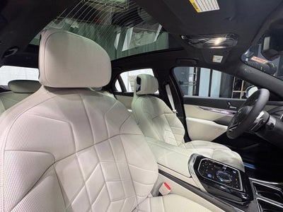 2026 BMW 7 Series 760i xDrive