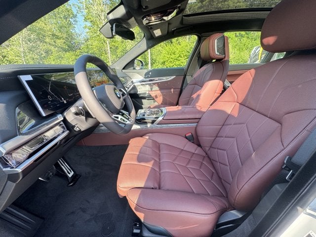2025 BMW 7 Series 760i xDrive