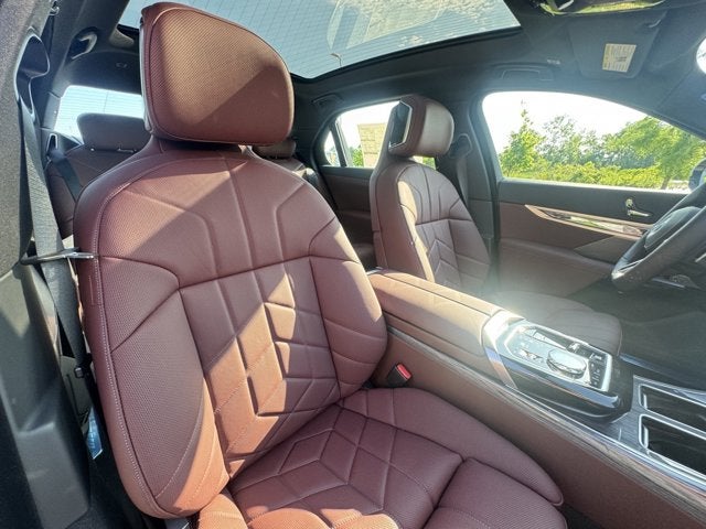 2025 BMW 7 Series 760i xDrive