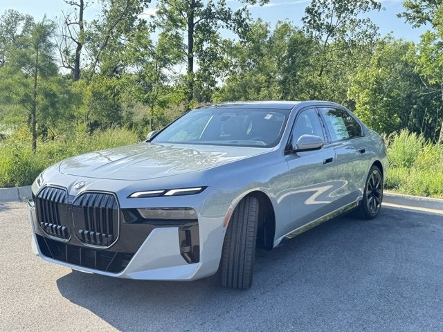 2025 BMW 7 Series 760i xDrive