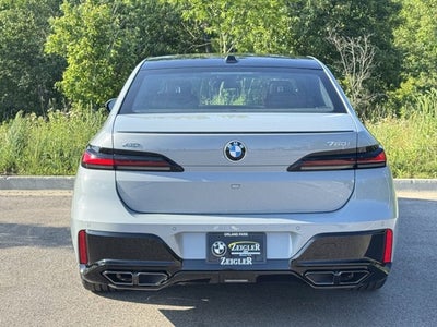 2025 BMW 7 Series 760i xDrive