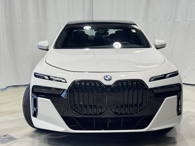2025 BMW 7 Series 760i xDrive