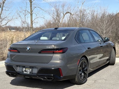 2025 BMW 7 Series 760i xDrive